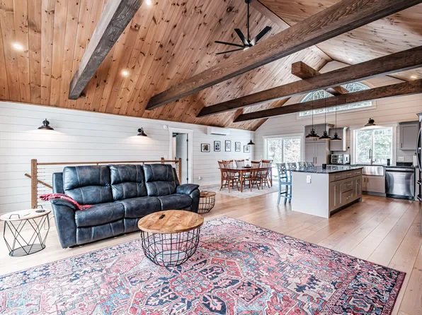 5 Whippoorwill Drive, Naples, ME 04055