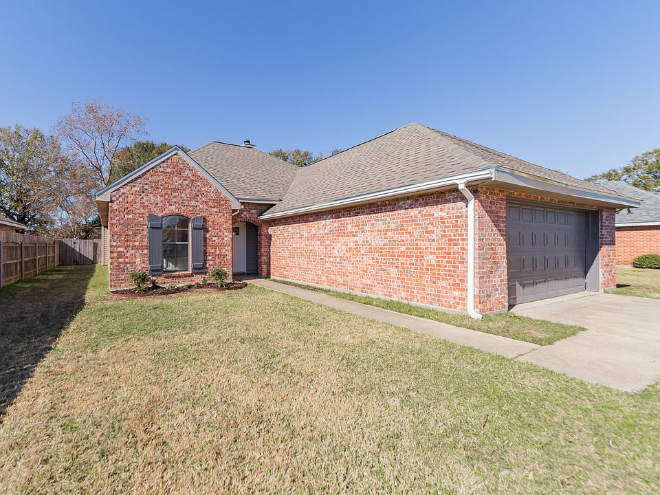 1st image of 405 Lodge Dr