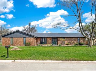 1407 Deerbrook Ct, Bluffton, IN
