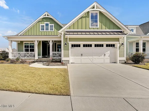 3355 Island Lakes Drive, Oak Island, NC 28461