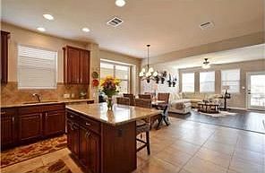 3rd image of 305 Siltstone Way
