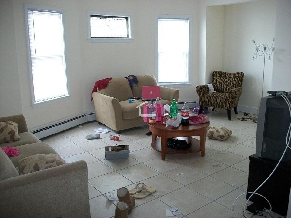 2nd image of 80 Allston St #01
