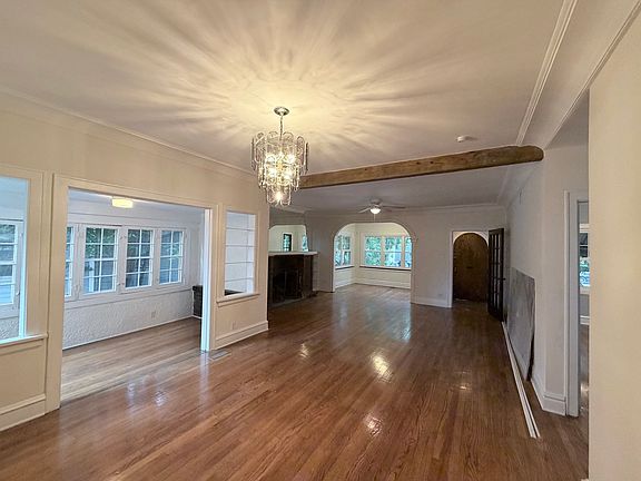 5th image of 618 N 1st Ave
