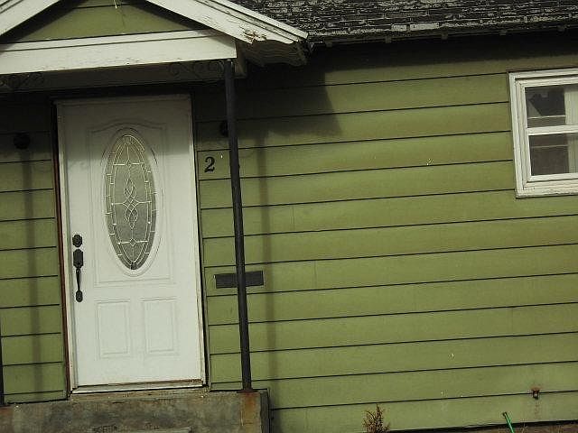 2nd image of 206 E Lincoln Ave
