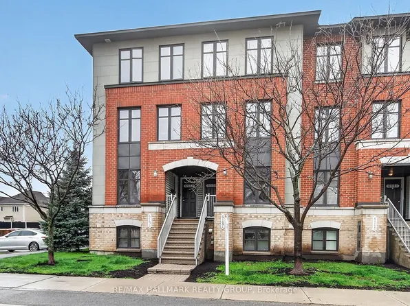 613 Chapman Mills Dr, Ottawa, ON