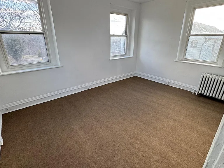 308 Bessemer Ave #4 — Photo 11