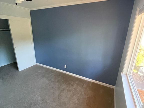 3rd image of 120 Belwood Ln #B