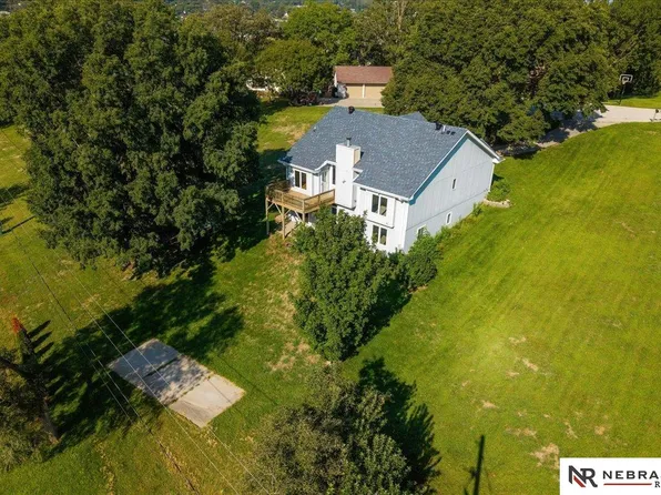 9413 & 9415 Kader Ct, Plattsmouth, NE 68048