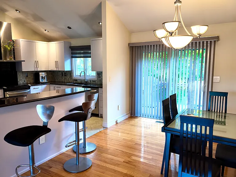 8 Hattie Ln — Photo 7