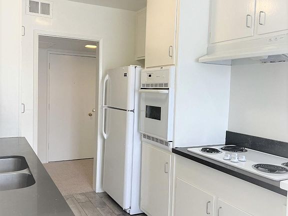 3rd image of 801 S Lucerne Blvd APT 306
