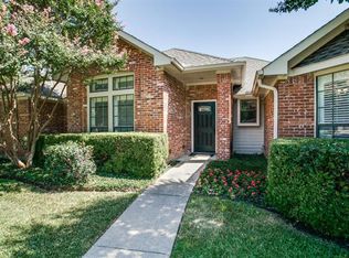 4004 Bobbin Ln, Addison, TX 75001