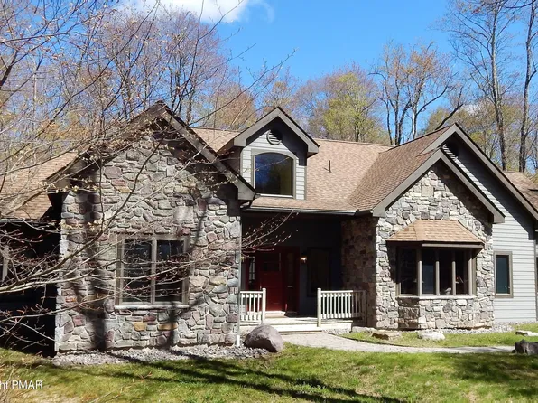 126 Flintlock Trl, Pocono Pines, PA 18350