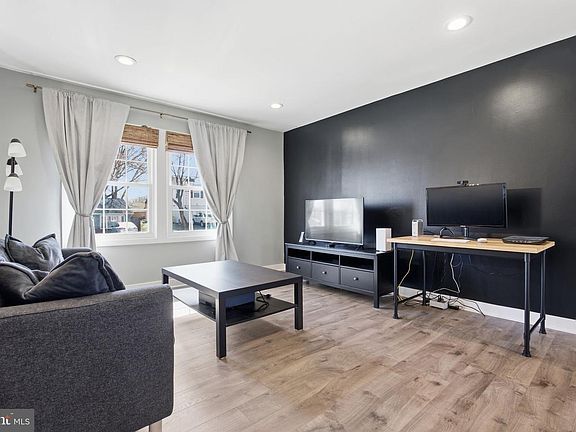 2nd image of 7926 Tower Court Rd