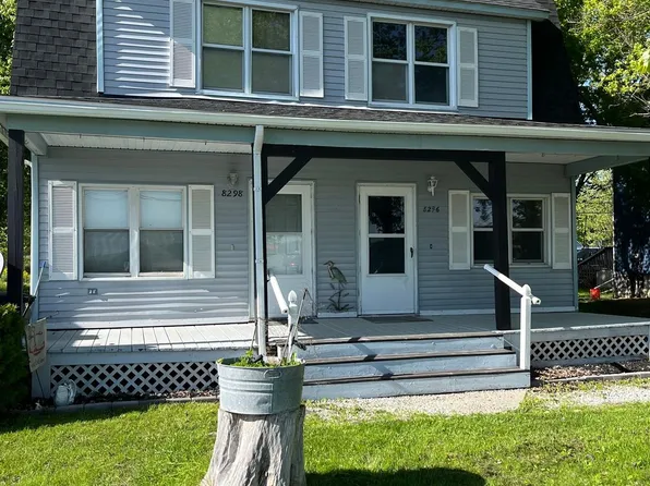 8296 Dixie Hwy, Fair Haven, MI 48023