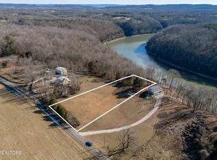 Pates Ford Rd, Walling, TN 38587