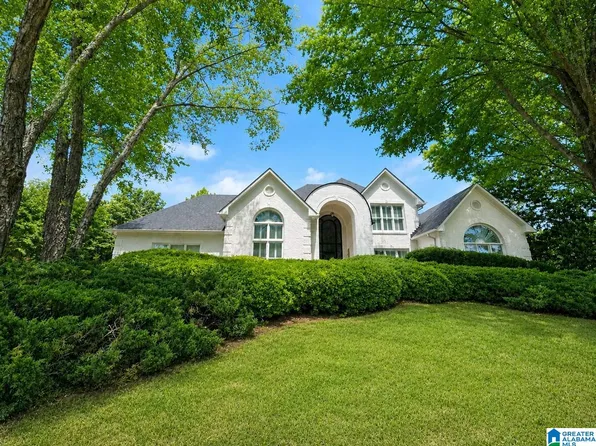 1022 Lake Heather Rd, Birmingham, AL 35242