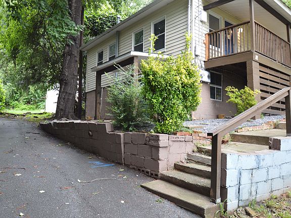 2nd image of 30 Porter St