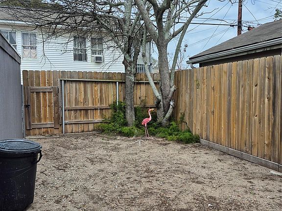 3rd image of 5120 Avenue S