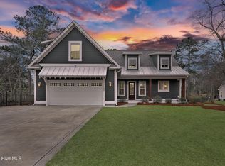 107 Westminster Way, Hampstead, NC 28443