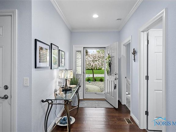 5th image of 4949 Lake Breeze Ln