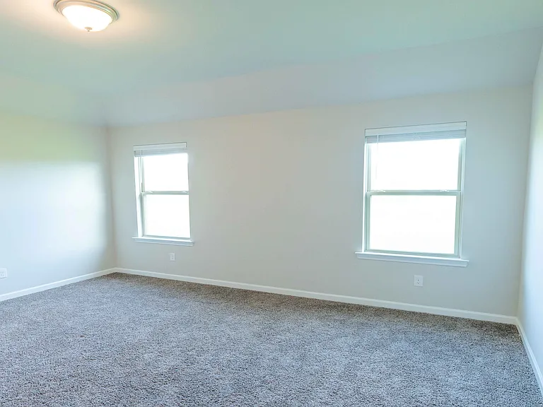5388 Greenridge Ln — Photo 9