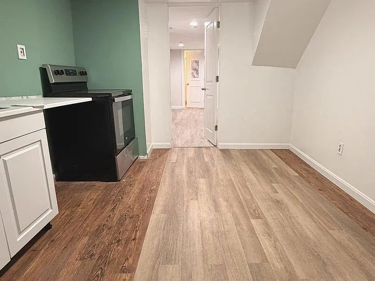 2631 W Cold Spring Ln — Photo 15