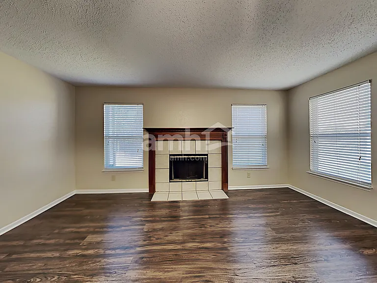8629 Blooming Grove Dr — Photo 8