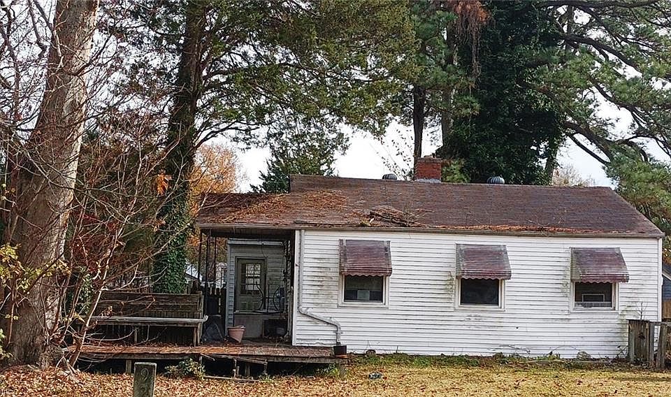 1st image of 921 Martin Ave