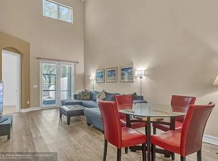 1865 Bridgepointe Cir UNIT 27, Vero Beach, FL 32967