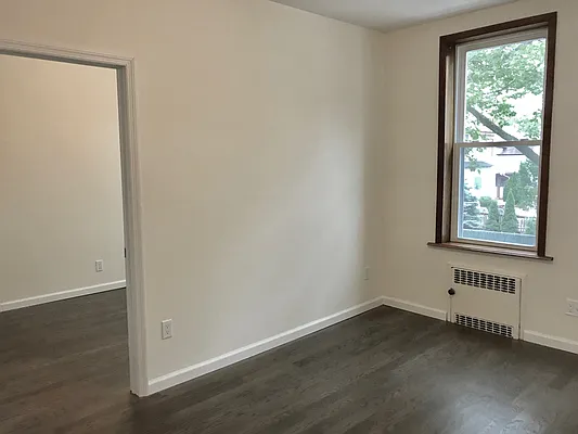 Rented by Daniel Gale Associates Inc of East Norwich | media 13