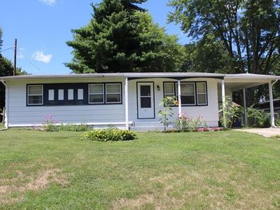 703 W Davis St, Keyesport, IL, 62253