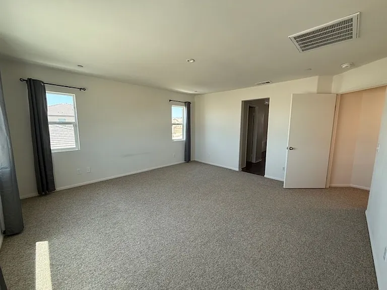 2917 La Calle Audaz Ave — Photo 15
