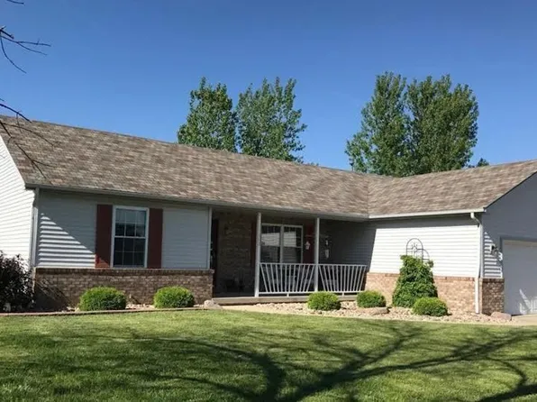 1302 Pin Oak Ct, Martinsville, IN 46151