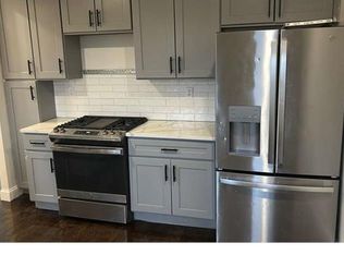 69 Mora St APT 3, Dorchester Center, MA 02124