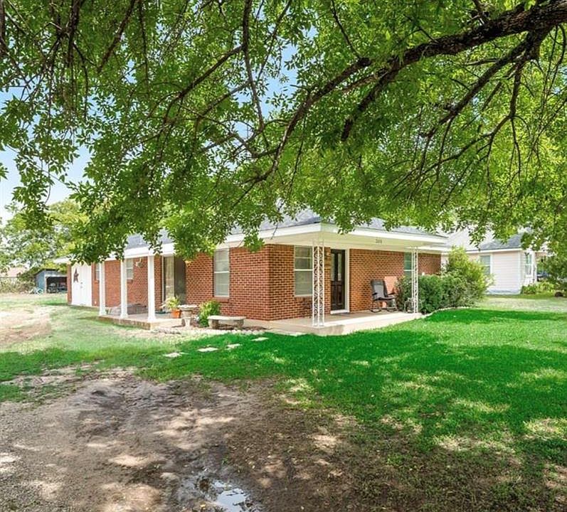 300 E Granger St, Blooming Grove, TX 76626 Zillow