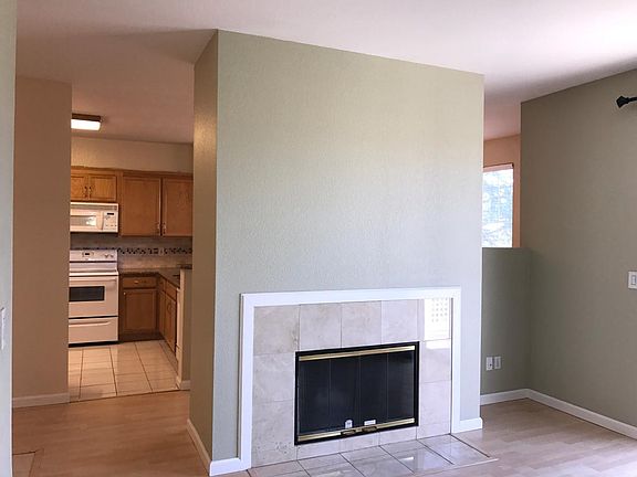 5th image of 250 Santa Fe Ter APT 206