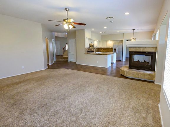 3rd image of 2521 W Tumbleweed Dr