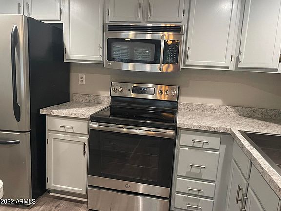 5th image of 250 W Juniper Ave Unit 26