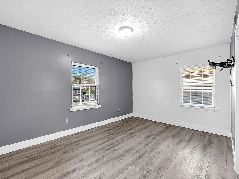 6014 Belarbor St — Photo 16