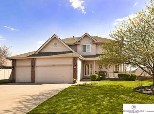 18923 Margo St, Omaha, NE 68136