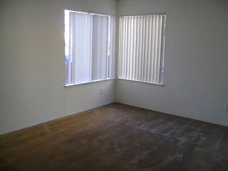4465 Mississippi St — Photo 11