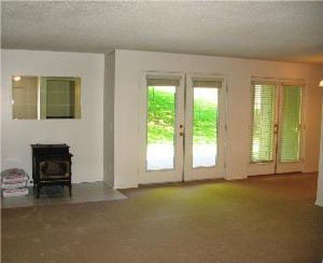 3rd image of 6051 137th Ave NE APT 322