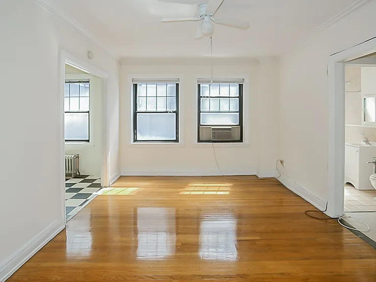 540 W. Briar — Photo 16