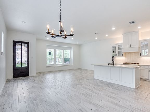 4th image of 7207 Switchgrass Rd