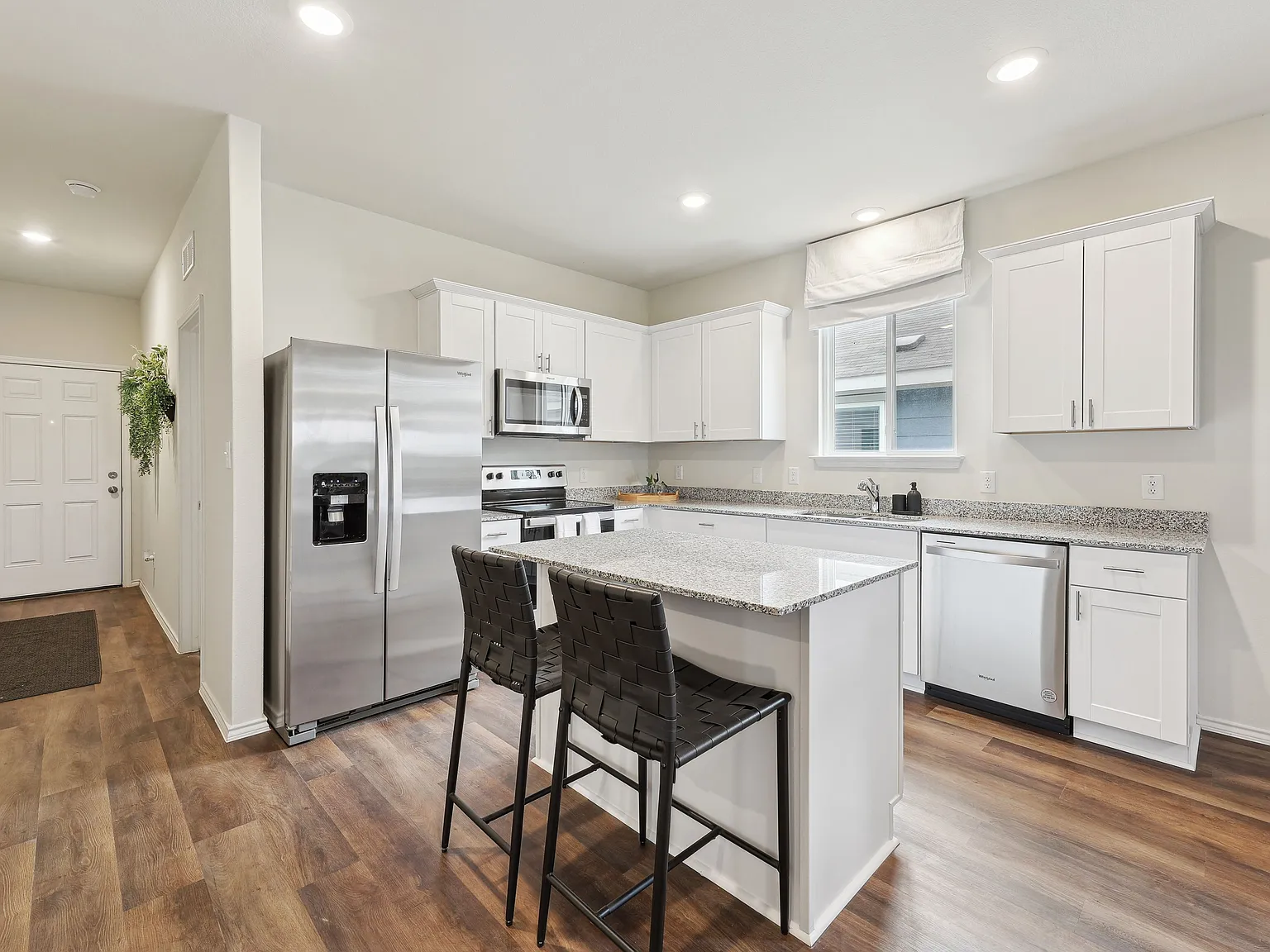 Creekside Terrace — Photo 2