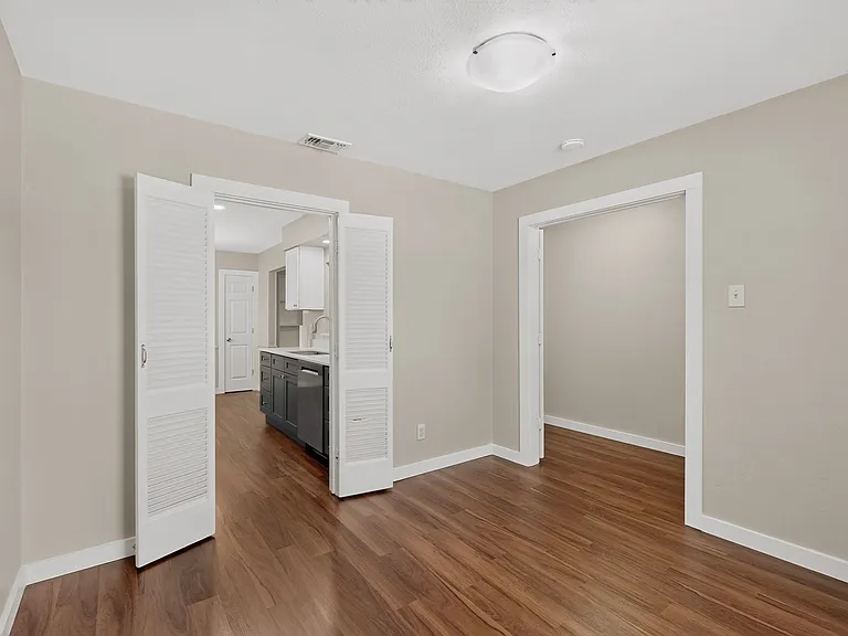 1717 Japonica Ln — Photo 19
