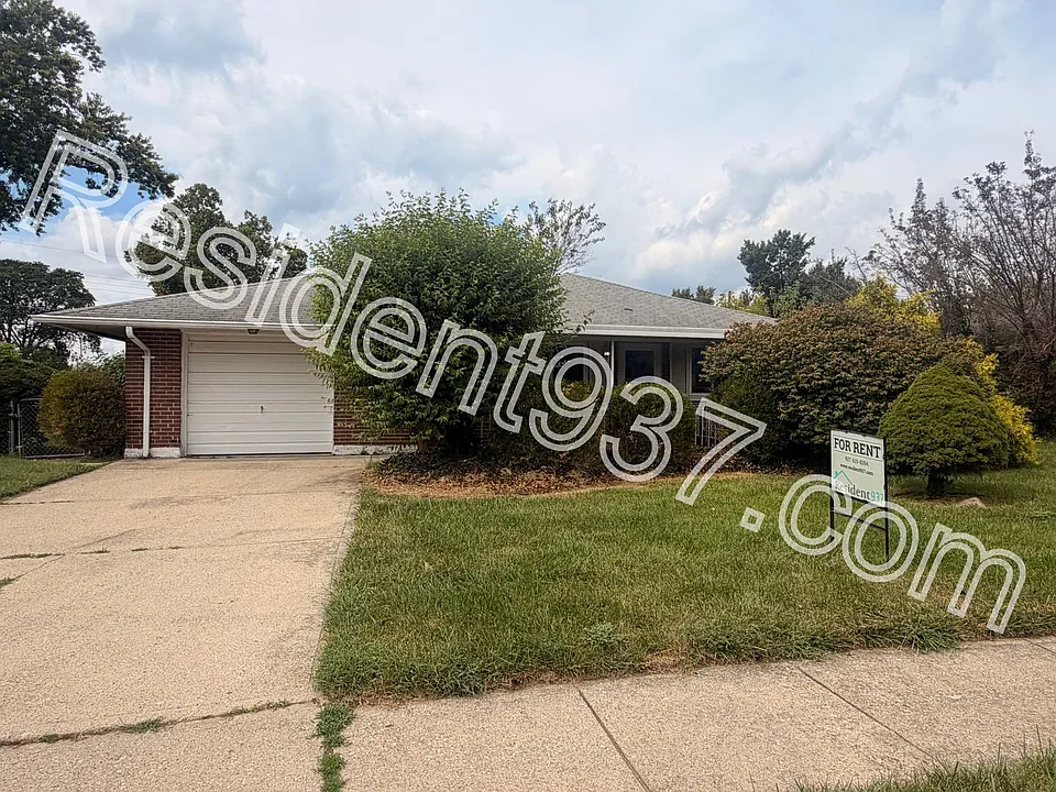 3593 Elmira Dr