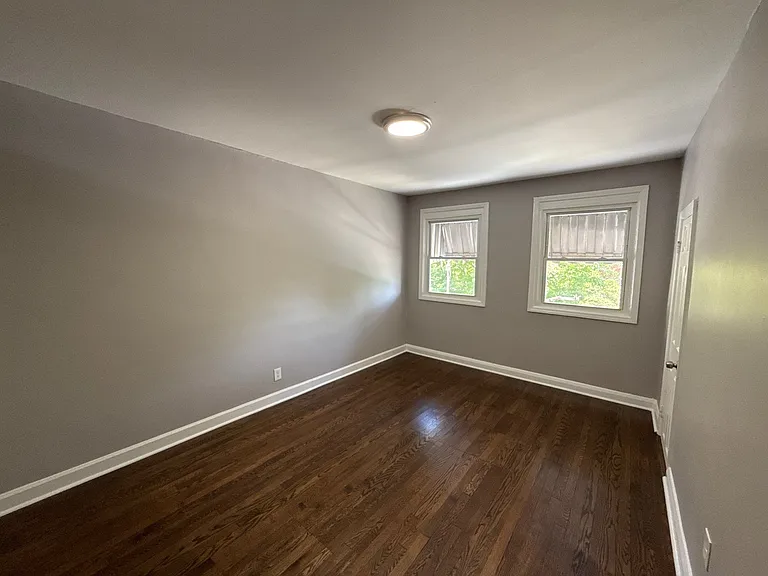 3614 Manchester Ave — Photo 5