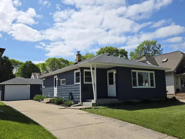 2171 South 95th STREET, West Allis, WI 53227