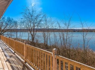 2-4 Walton Pl, Stanhope, NJ 07874